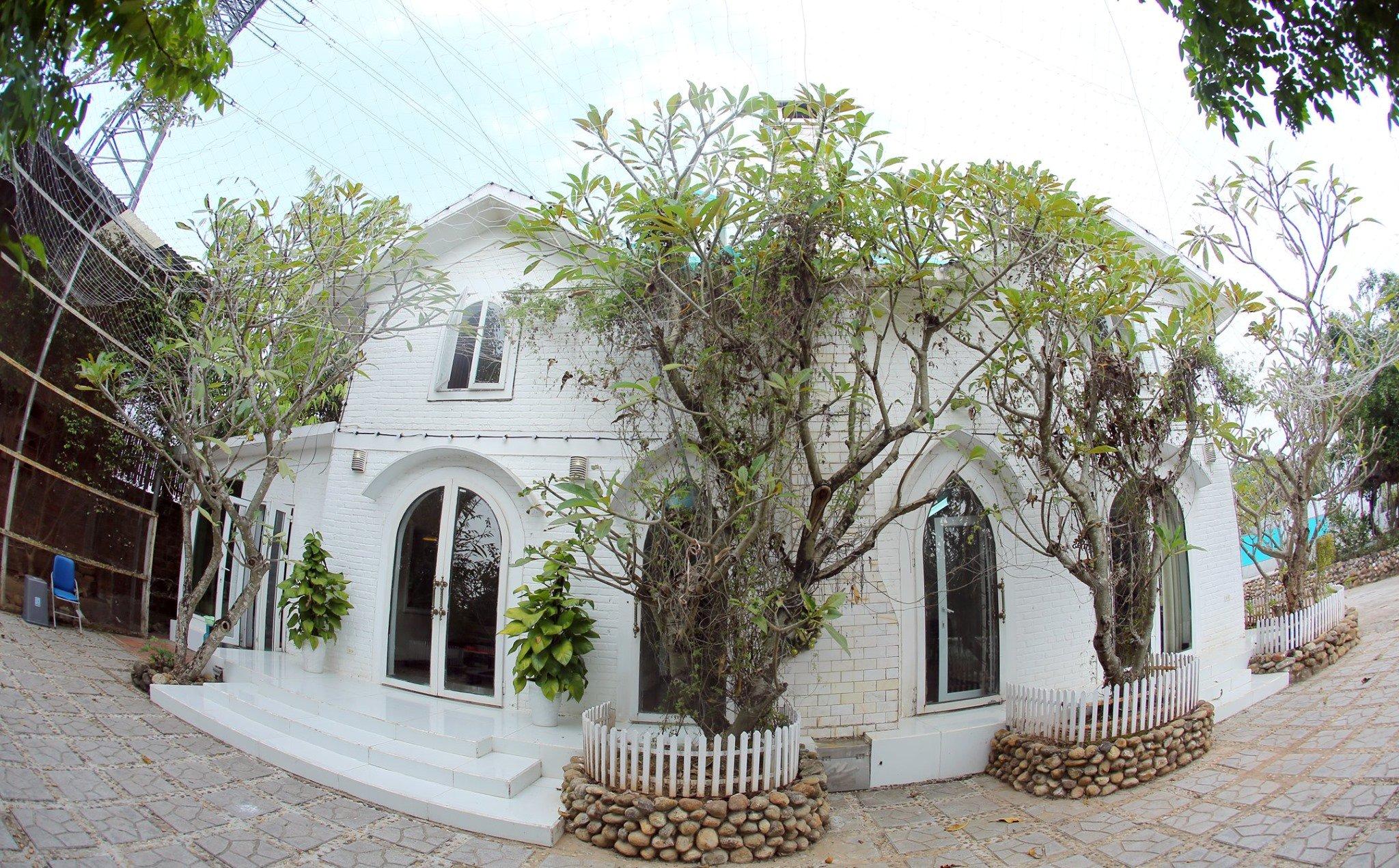 review La Villa D' Angelina Sóc Sơn